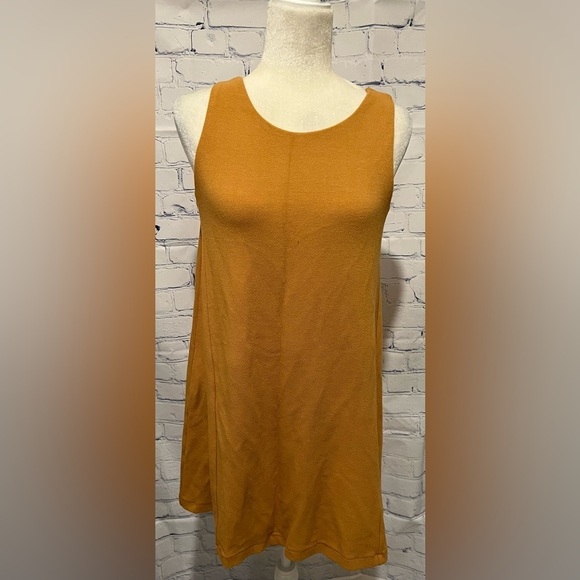 New with tags!!!  Ultra Soft and comfortable mustard color dress size XS - Picture 2 of 11